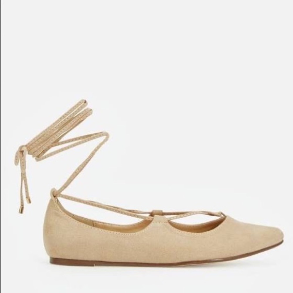 Lace-up Flats